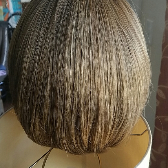 wig - Picture 3 of 4